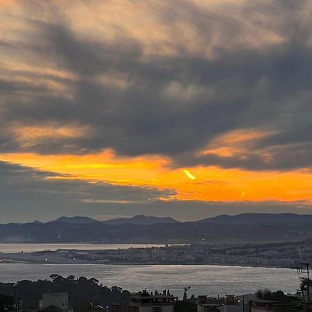 Agreable 3 Pieces Climatise Avec Vue Mer Et Parking Villefranche-sur-Mer Bagian luar foto