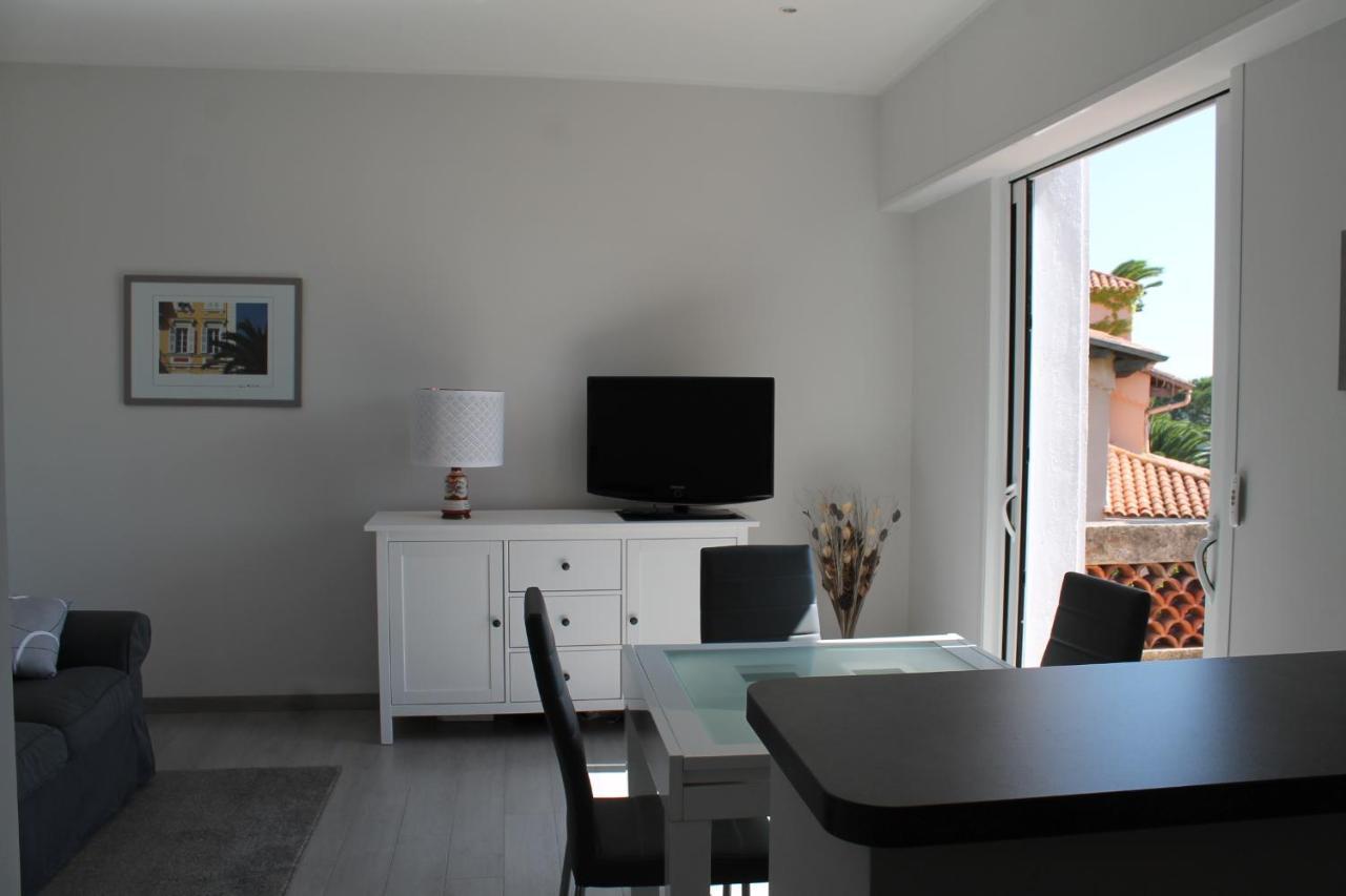 Agreable 3 Pieces Climatise Avec Vue Mer Et Parking Villefranche-sur-Mer Bagian luar foto